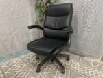LA-Z-BOY Pneumatic High Back Office Chair in Black - Image 5