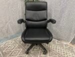 LA-Z-BOY Pneumatic High Back Office Chair in Black - Image 7
