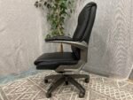 LA-Z-BOY Pneumatic High Back Office Chair in Black - Image 9